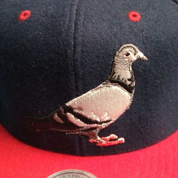 Mitchell & Ness Blue and Red Pigeon Snap Back Cap - Picture 6 of 7
